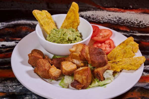 Chicharrón Con Guacamole
